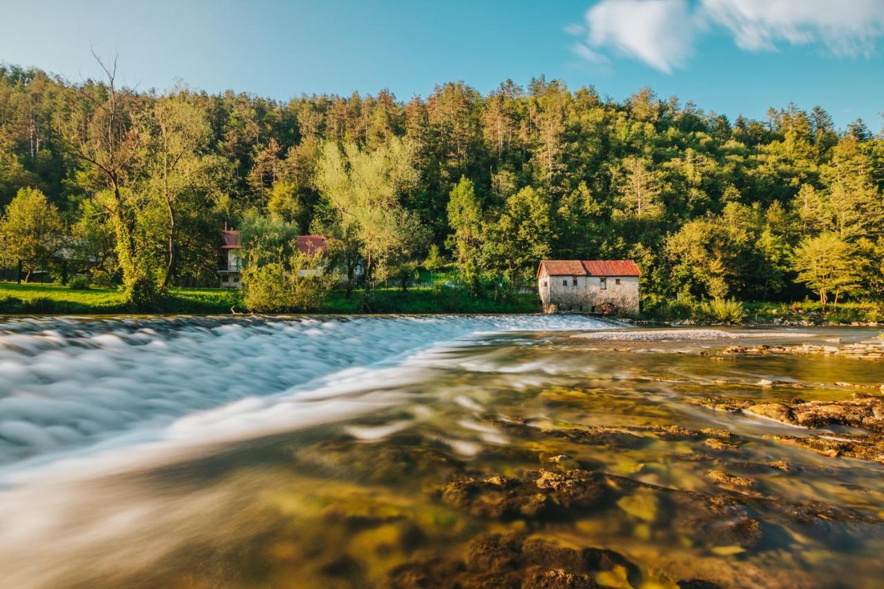 Glamping Kolpa Resort Gradac ภายนอก รูปภาพ