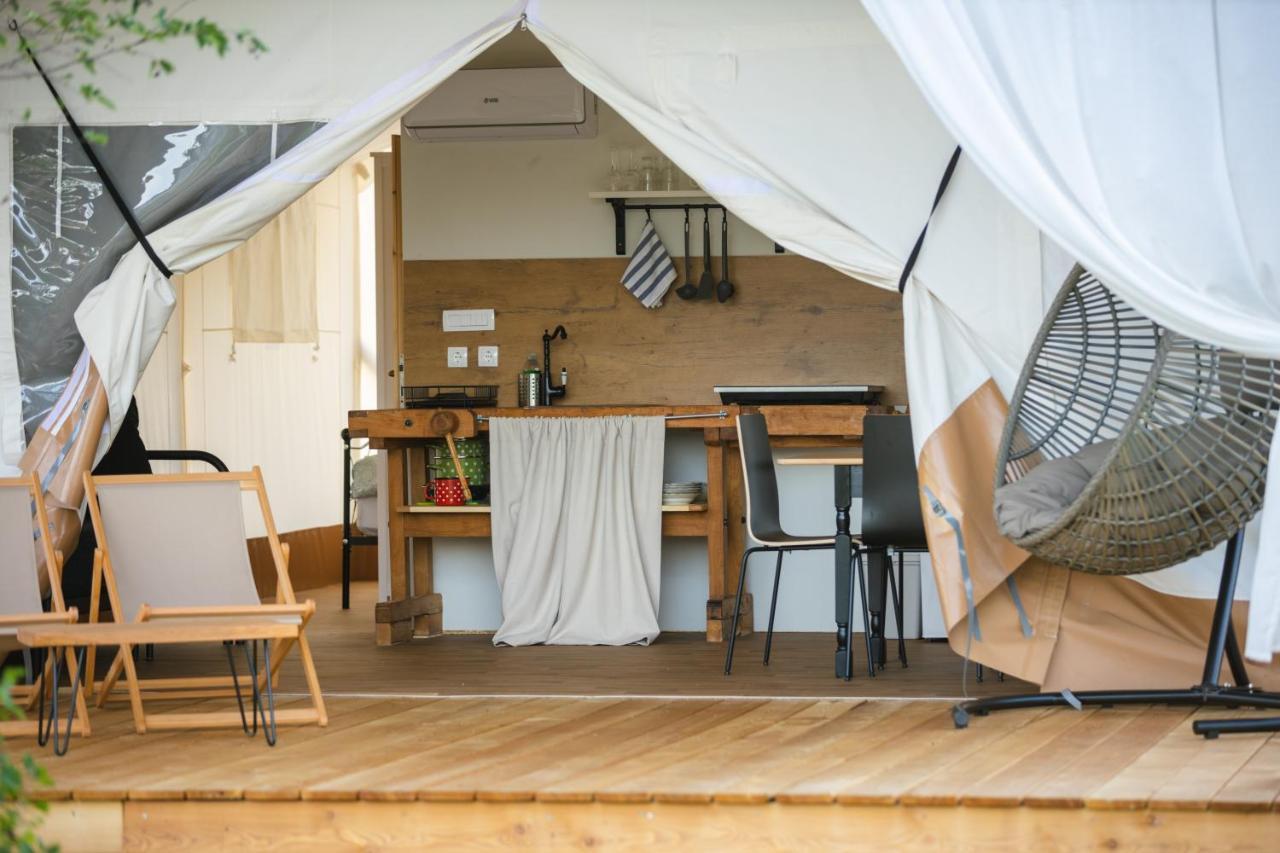 Glamping Kolpa Resort Gradac ภายนอก รูปภาพ