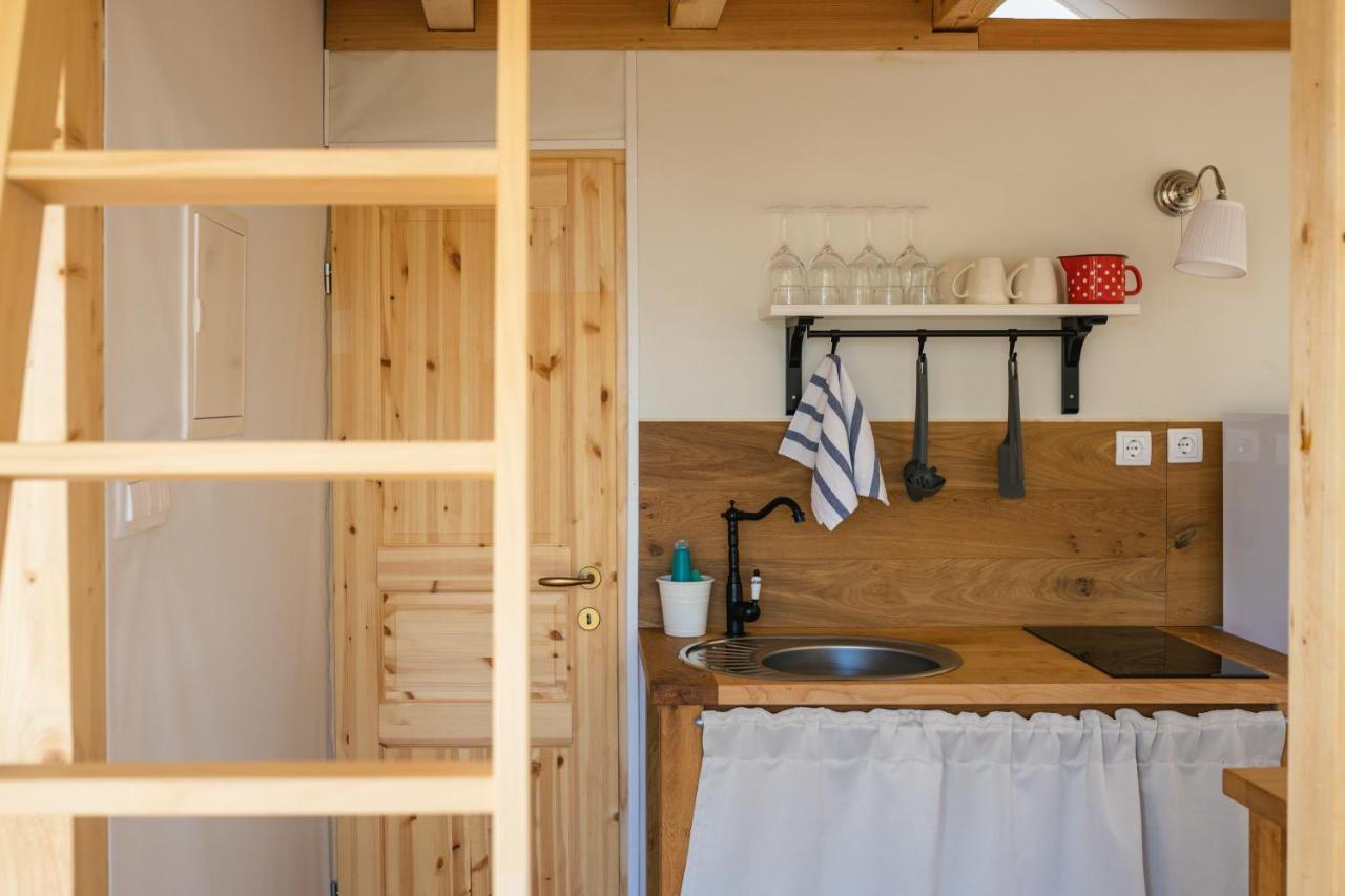 Glamping Kolpa Resort Gradac ภายนอก รูปภาพ