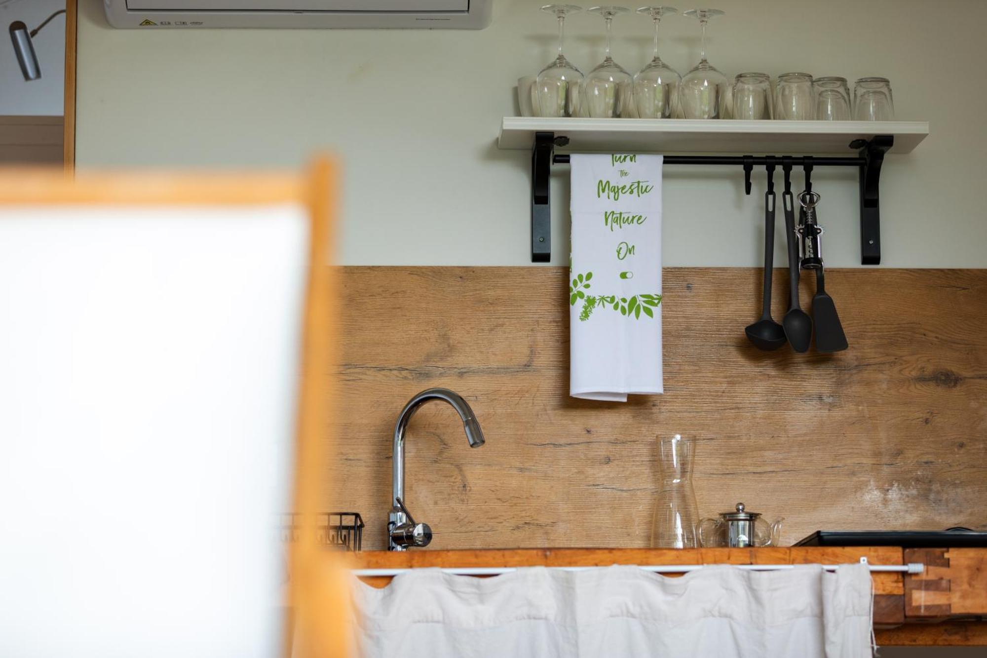 Glamping Kolpa Resort Gradac ภายนอก รูปภาพ