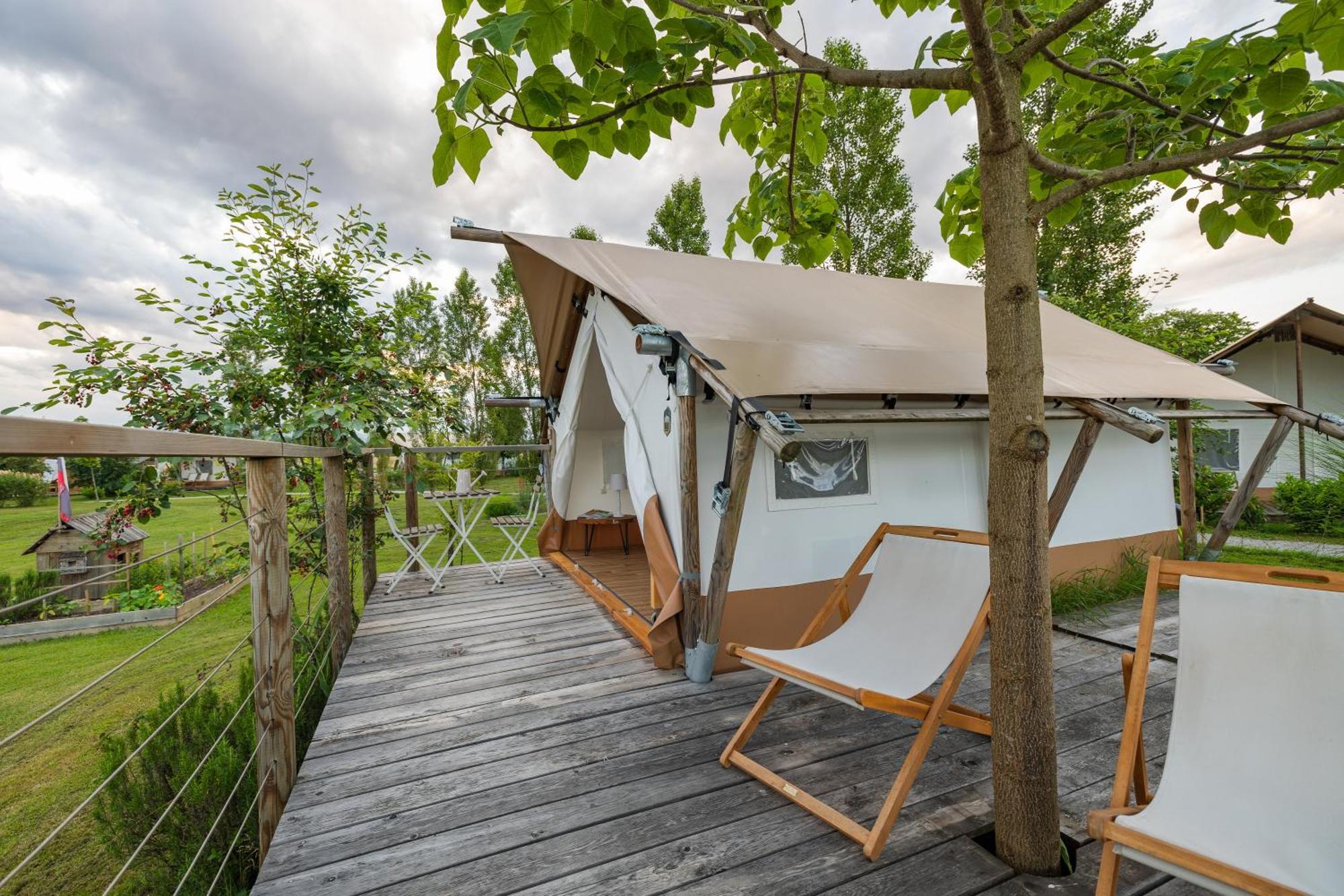 Glamping Kolpa Resort Gradac ภายนอก รูปภาพ
