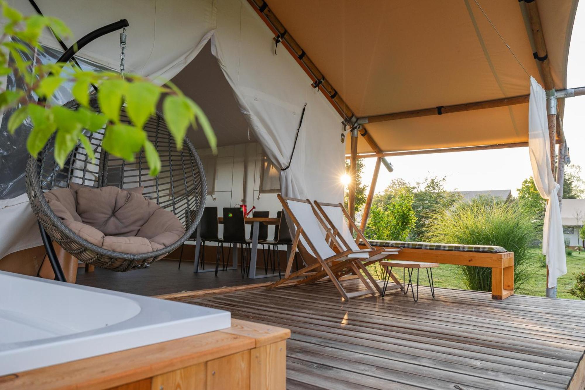 Glamping Kolpa Resort Gradac ภายนอก รูปภาพ